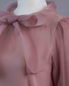 pink puffy blouse